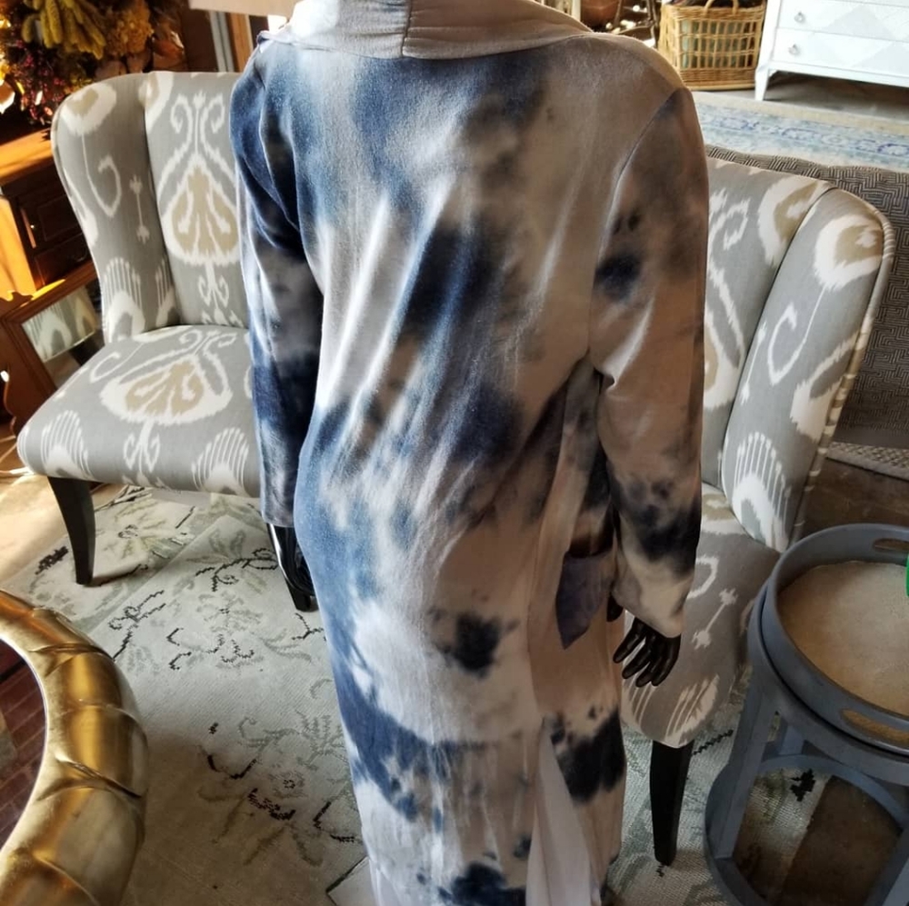 Blue Tie Dye Duster with Pockets & Side Slits - Picture 2 of 13